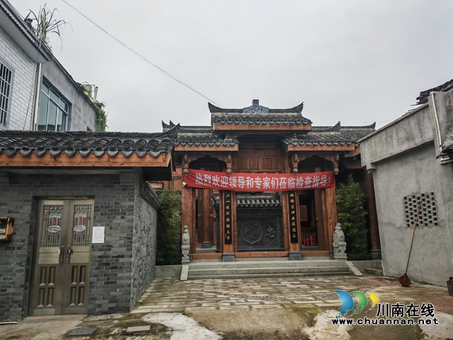 古色古香的雷氏宗祠（曾佐然摄）.jpg