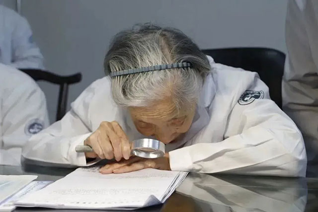 【围观】全国名中医孙同郊教授看诊现场，深圳、桂林、自贡、宜宾......