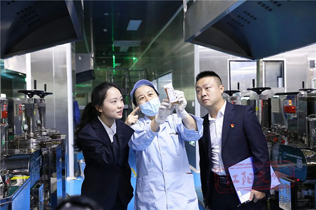 法治营商,“长风”护航!江阳区金融商圈综治中心挂牌(图8) 8.jpg