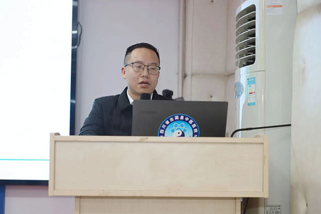 古蔺县中医医院召开2025年临床科室工作务虚会(图10) 10.jpg