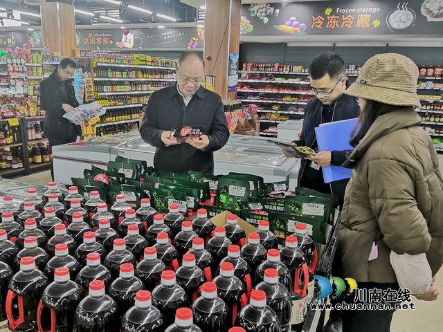 泸县立石镇:守护群众食品安全 维护健康生活环境(图2) d7d076f10b8bfac4e5d84997dc1b6fe.jpg