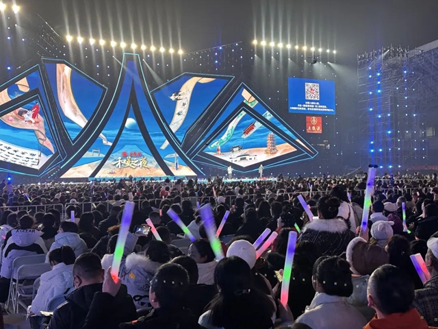 一大波明星嘉宾亮相！昨晚，宜宾体育馆太嗨了！