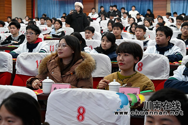 泸县建校举行“党旗引领 青春之声”主题朗诵比赛(图3) _DSC3758.jpg