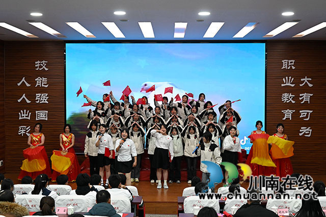 泸县建校举行“党旗引领 青春之声”主题朗诵比赛(图14) _DSC3811.jpg