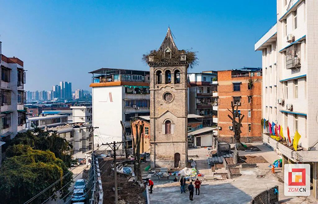 自贡荣县钟楼:大钟鸣响伴荣城(图2) 2.jpg