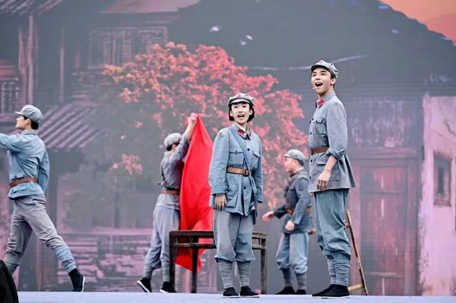 2月3日央视播出︱“红色村晚”在泸州,闹热过个开心年(图8) 8.jpg