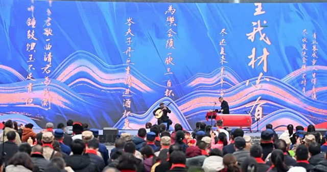 2月3日央视播出︱“红色村晚”在泸州,闹热过个开心年(图6) 6.jpg