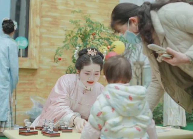 泸州市托育综合服务中心非遗游园会圆满落幕(图2) 2.jpg