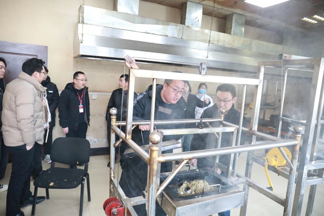 长宁县中医医院张文礼院长一行到合江县中医医院考察交流(图2) 2.jpg