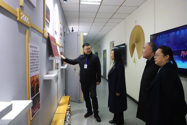 省教育厅副厅长蔡光洁督导泸州开学工作(图1) 教育1.jpg