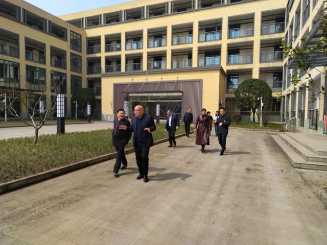 校2.jpg