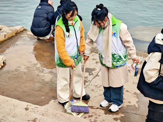 再见红嘴鸥丨春日作别,静候冬日重逢的诗行(图9) 9.jpg