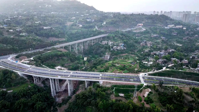 合江县这条城市主干道试通车!(图1) 合江1.jpg