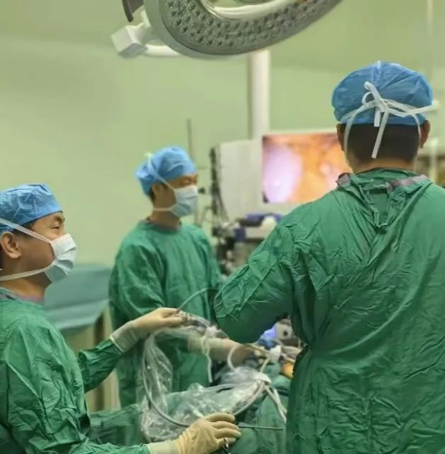 以卓越实力书写生命奇迹｜西南医大附院：突破“冻结盆腔”，勇解直肠癌复发难题