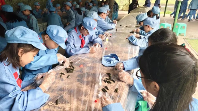 一校一景 | 没有课本的周五 泸州这群学生去了这个神秘基地(图14) 14.jpg