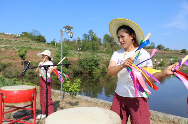 龙马潭区胡市镇:“开秧门”了!(图4) 4.jpg