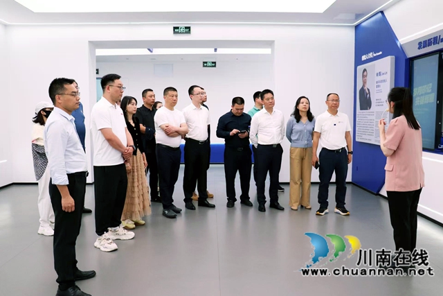 参观会员企业.jpg