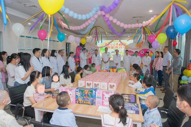“呵护童心，与爱童行”——西南医大附院儿童节主题活动温情落幕