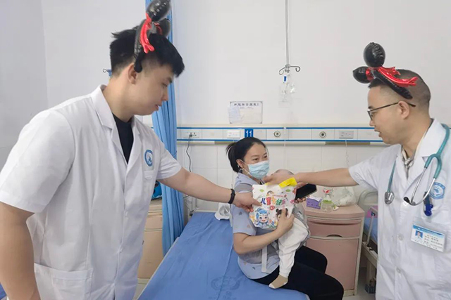 “粽情童趣,医路相伴”┃古蔺县中医医院普儿·新生儿科开展“六一”儿童节活动(图9) 9.jpg