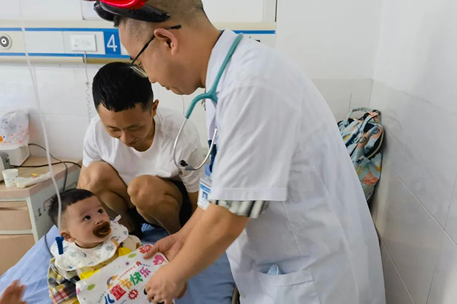 “粽情童趣,医路相伴”┃古蔺县中医医院普儿·新生儿科开展“六一”儿童节活动(图14) 14.jpg