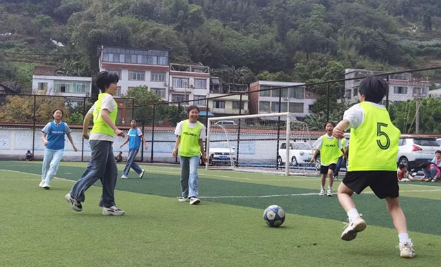 一校一景 | 合江这所学校的孩子们用六年时间写下最美答卷(图13) 13.jpg