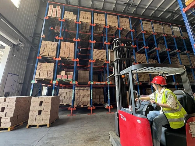 为泸州老窖“量身定制”物流运输，从下线到发货10分钟就可实现