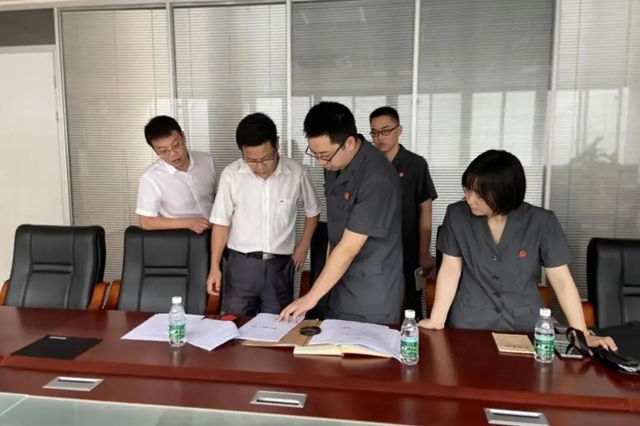 泸法麒麟·司法护企丨龙马潭区法院：法治“良方”让纠纷降了、回款快了