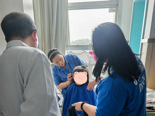 人工耳蜗植入费用大幅下降，听障患者家庭迎来“双重”利好