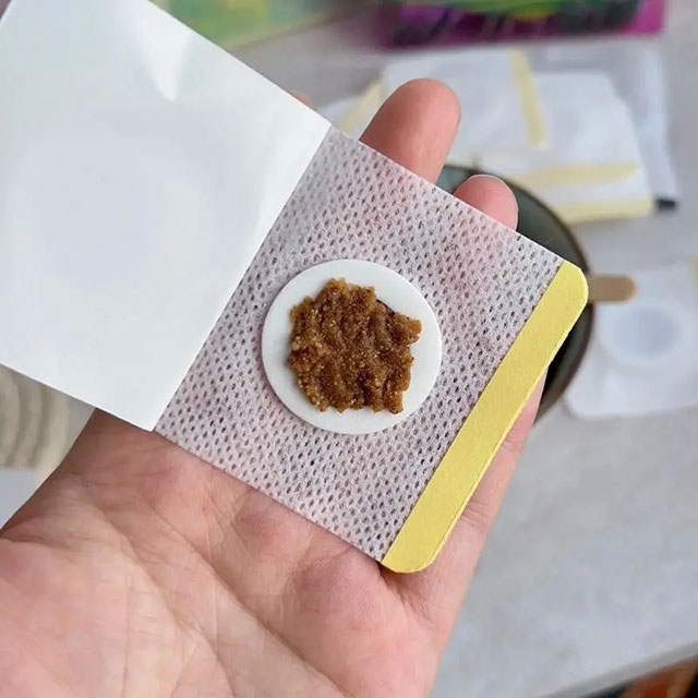 【围观】贴三伏贴有什么感受？来看看记者的初体验