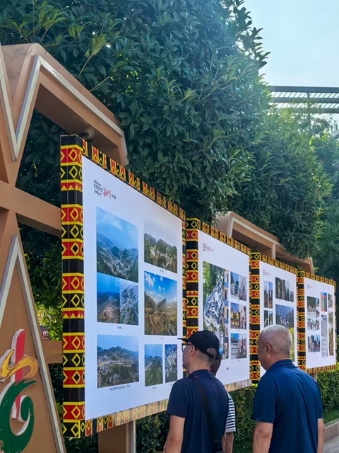 协会动态 | 影像驻村连载——走进“远古神奇 火红石屏”(图5) 5.jpg