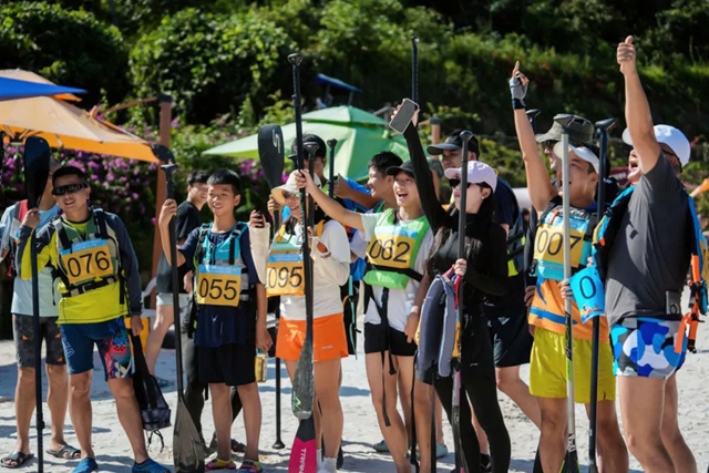 “流量”变“留量”!宜宾市首届桨板公开赛太燃了(图3) 3.jpg