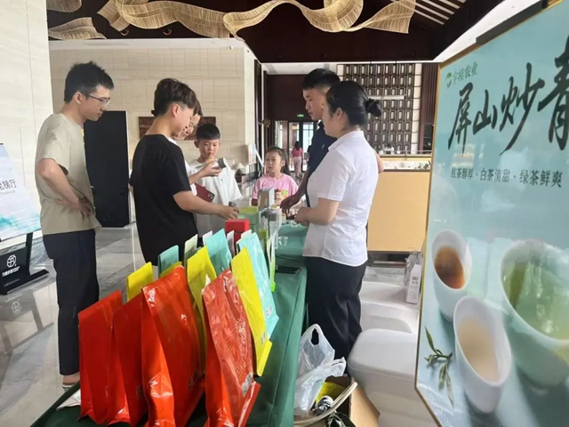 “流量”变“留量”!宜宾市首届桨板公开赛太燃了(图7) 7.jpg