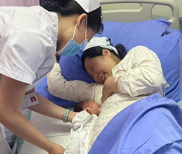 支持母乳喂养,呵护健康未来┃合江县中医医院开展“母乳喂养周”宣传活动(图3) 3.jpg