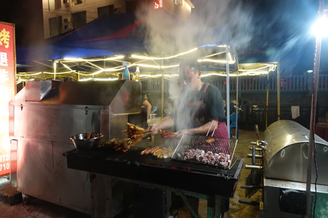 古蔺县2025年第十四届黄荆老林英雄会启幕 文旅融合绘就“烟火”黄荆(图8) 8.jpg