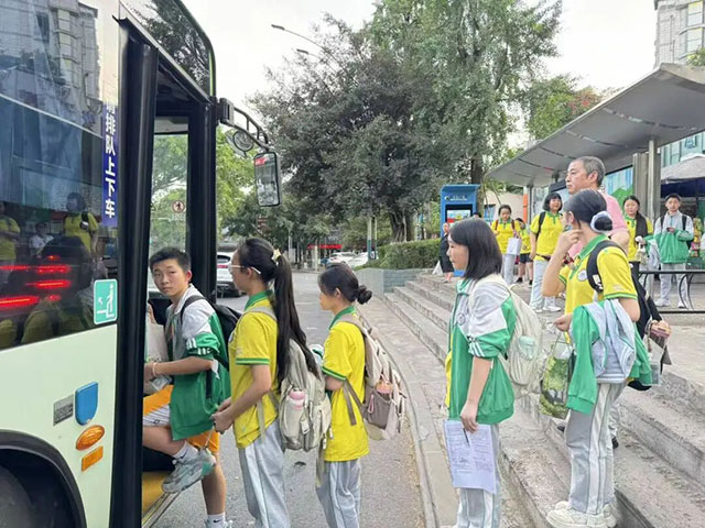 从家门口到校门口,泸州最全公交出行指南一键get!(图1) 1.jpg