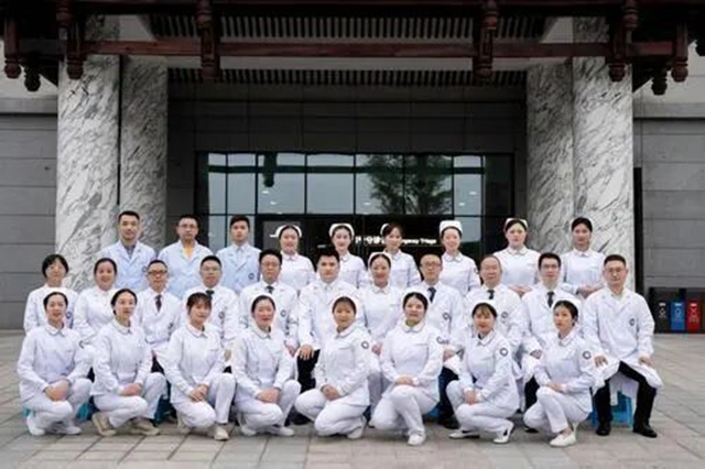 泸州首个中医方向专家工作站建立,就在→(图1) 医1.jpg