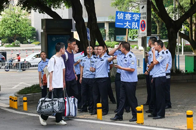 @泸州高校新生！周末了，来一场城市漫游，开启新的酒城之旅