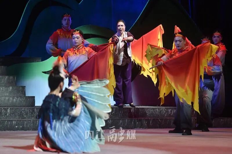 成都首演!内江又一部“好戏”登场——(图11) 11.jpg