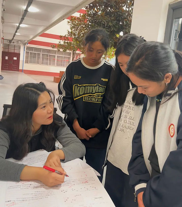 师者如光 | 贺园:把历史的星光 照进彝乡的晨雾里(图2) 2.jpg