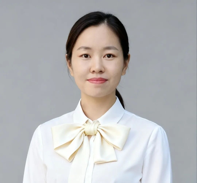 师者如光 | 张荣燕:十二载躬耕育桃李 一片丹心润芳华(图2) 2.jpg