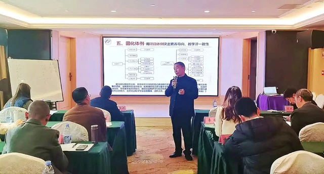 师者如光 | 先维强:深耕基础教育36载 匠心筑梦育桃李(图5) 5.jpg