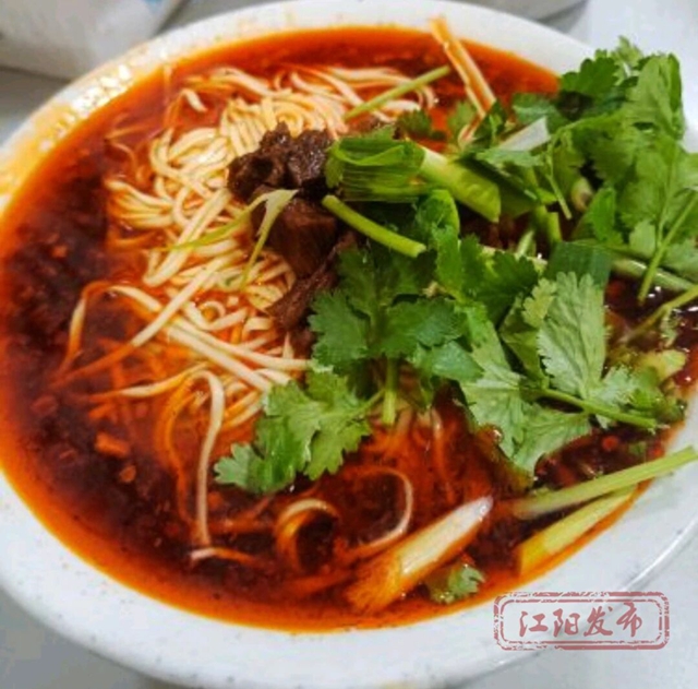 夜游必选!泸州这条街,主打一个性价比(图6) 6.jpg