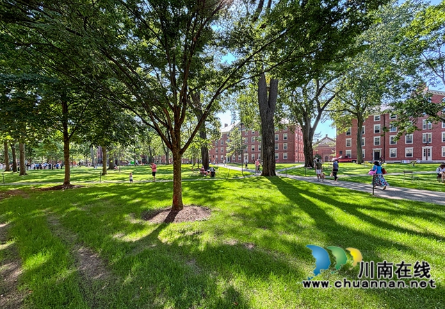 叙永文人向美国哈佛大学哈佛燕京图书馆捐赠10本图书(图17) 环境优美的哈佛大学校园 颜林摄影_IMG_9889-2a(1).jpg