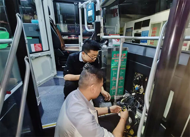 红色方向盘︱党旗引领春运路,泸州公交护航幸福年(图8) 10008.jpg