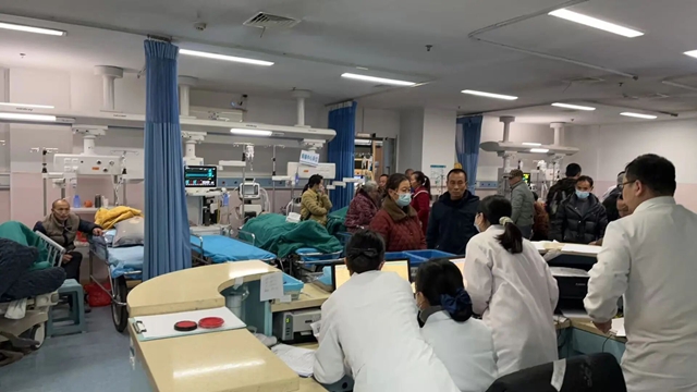 春节“不打烊”,致敬春节值班第“医”线!(图2) 2.jpg