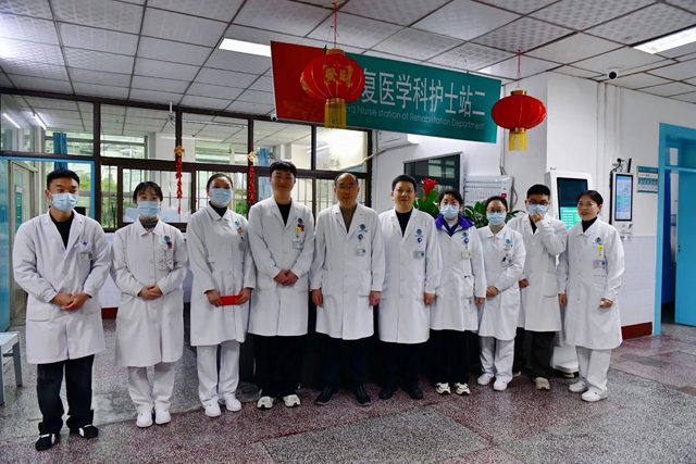 春节“不打烊”,致敬春节值班第“医”线!(图10) 11.jpg