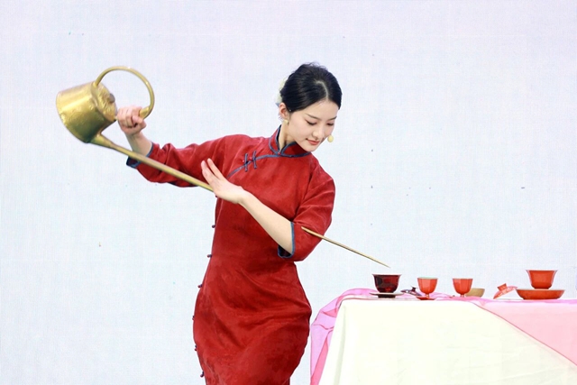 【2026茶叶开采活动周】早茶“第一采”在纳溪!直击启动仪式现场(图6) 6.jpg