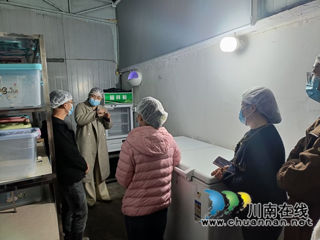 家园携手,守护舌尖安全|泸县天兴镇中心幼儿园开展膳食委员会半日活动(图7) 7.jpg