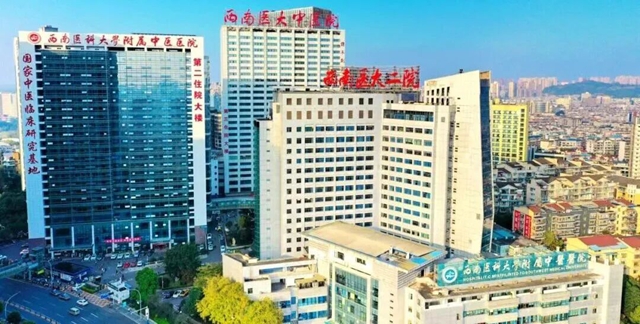 今年首例,毒蛇开始咬人了!(图1) 蛇1.jpg