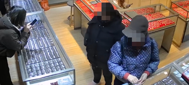 消失多年的神医“低端骗局”,泸州出现……(图5) 医生5.jpg